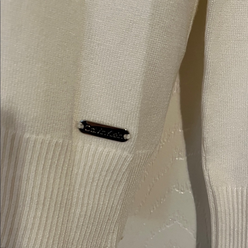 Calvin Klein Cream or Burgundy Soft Turtleneck Sweaters Large New - Picture 3 of 16